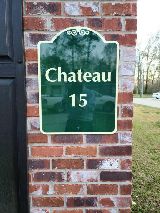 Chateau 15 Hammond Exterior photo